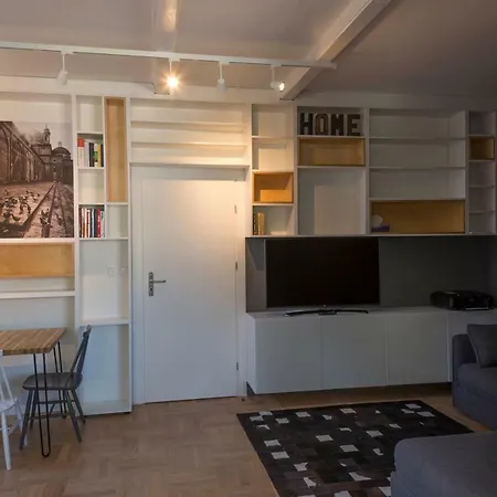 Irysowy Premium Homestay Warsaw